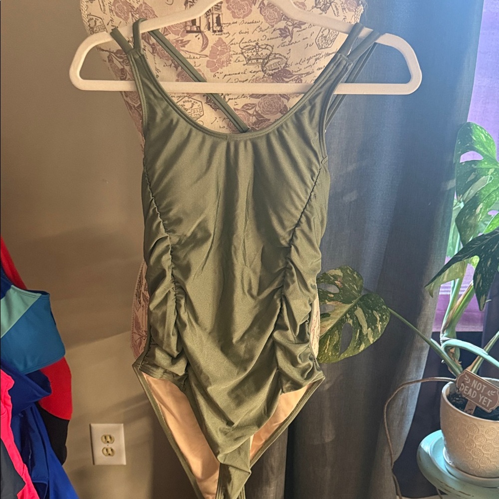 Cupshe Olive Green Cross-Back Swimsuit